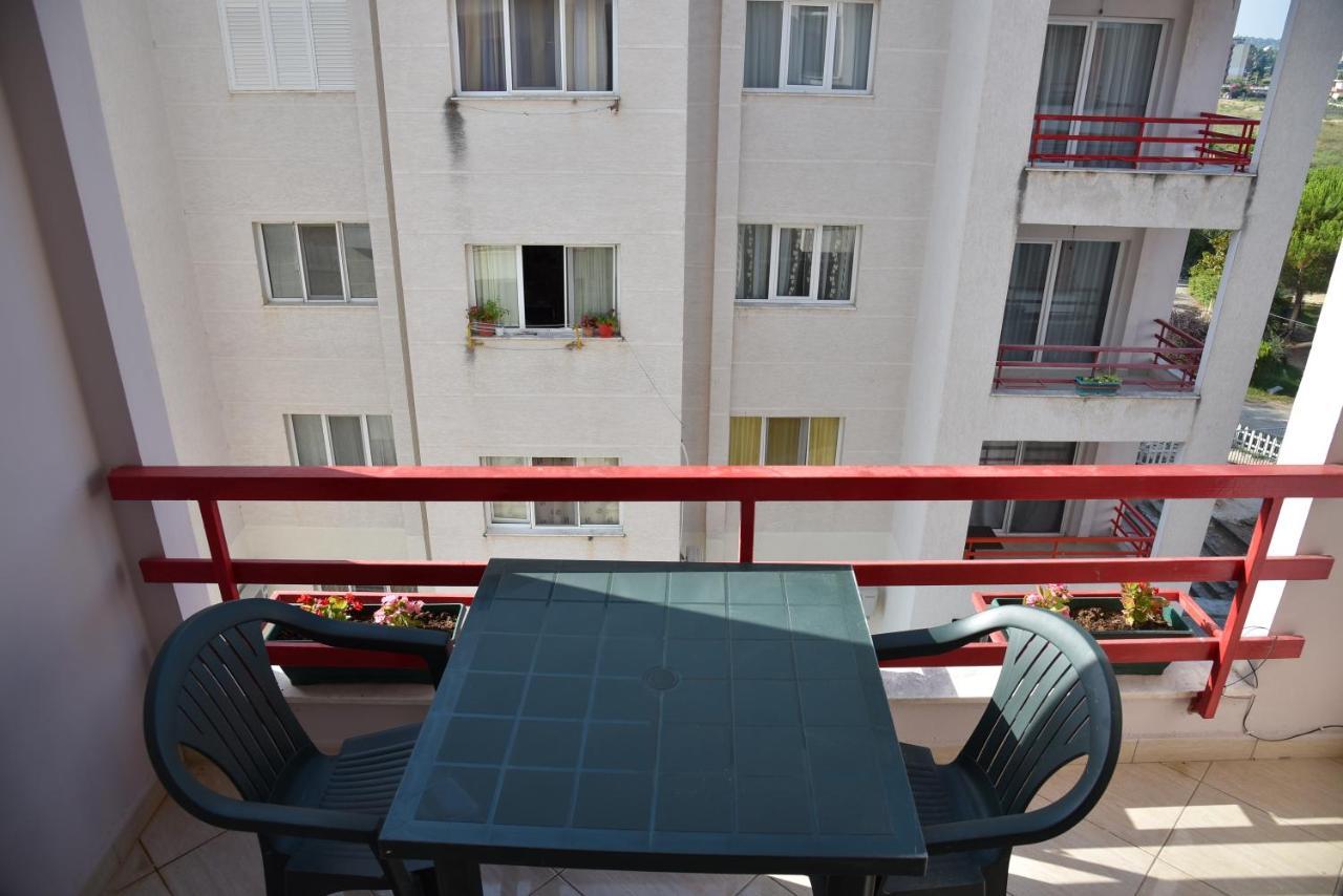 Flowers Apartments Голем Екстериор снимка